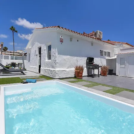 Ingles Stunning Tranquil Retreat Wonderful With A Private Pool Shared Pool Terrace With Dining Seating Area Proximity To, Вилла *