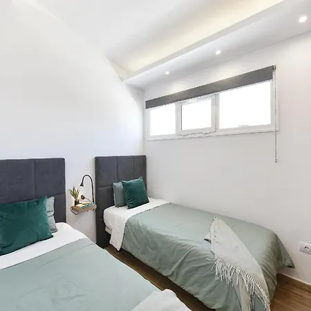 Villa Ingles Stunning Tranquil Retreat Wonderful Property With A Private Pool Shared Pool Terrace With Dining Seating Area Proximity To, * Las Palmas de Gran Canaria