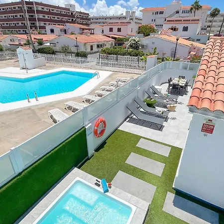 Villa Ingles Stunning Tranquil Retreat Wonderful Property With A Private Pool Shared Pool Terrace With Dining Seating Area Proximity To, Las Palmas de Gran Canaria